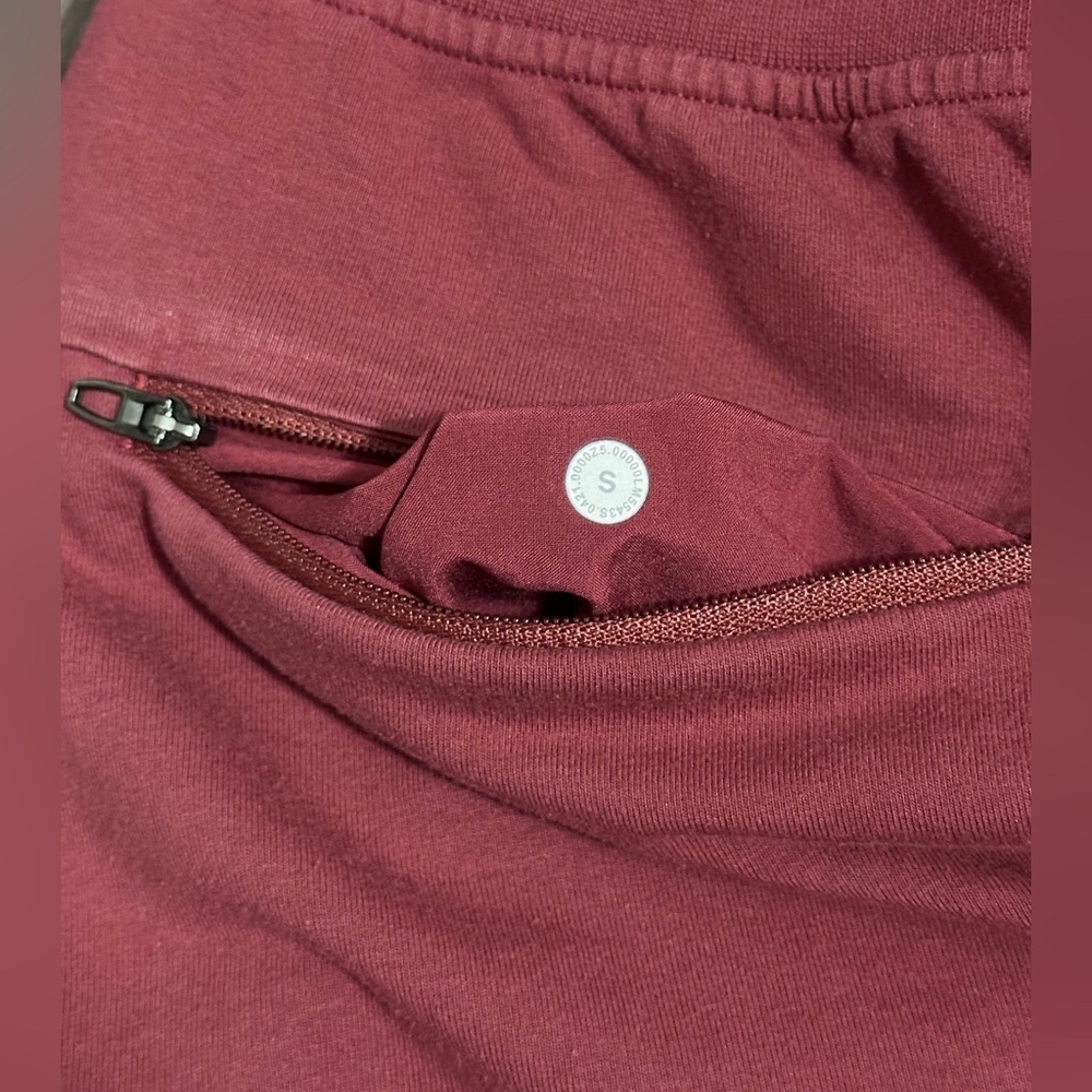 Lululemon Joggers - Picture 6 of 8